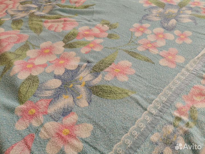 Махровое покрывало