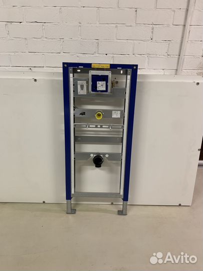 Инсталяция для писуара