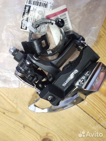Передний переключатель shimano SLX