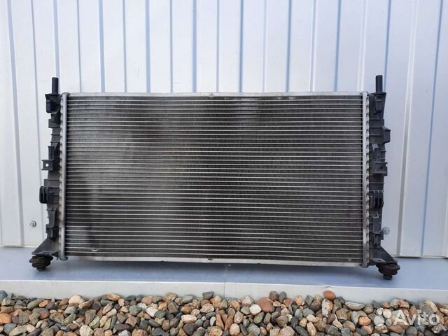 Основной радиатор охлаждения оригинал Мазда 3 Bk