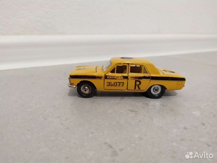 Модель СССР 1 43 Волга газ 24