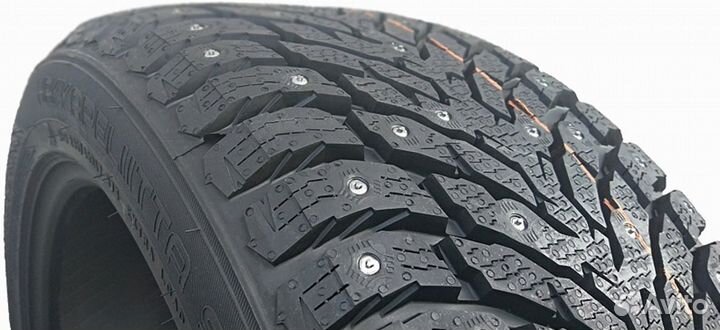 Nokian Tyres Hakkapeliitta 9 SUV 275/40 R20 и 315/35 R20 106T