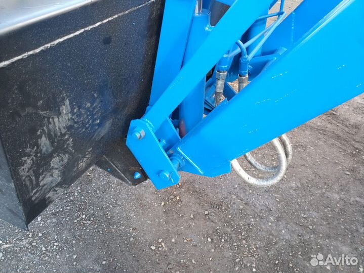 Фронтальный ковшовый погрузчик пф-1,2