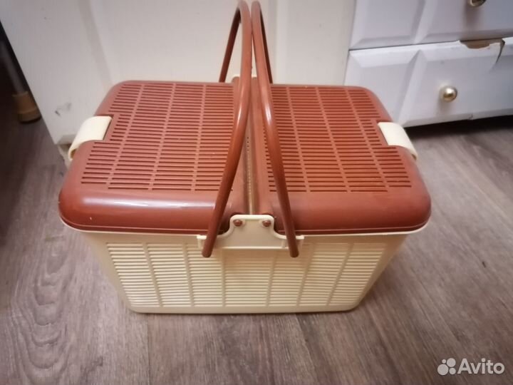 Переноска для кошек и собак