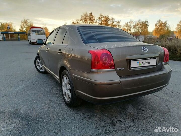 Toyota Avensis 1.8 МТ, 2005, 170 000 км