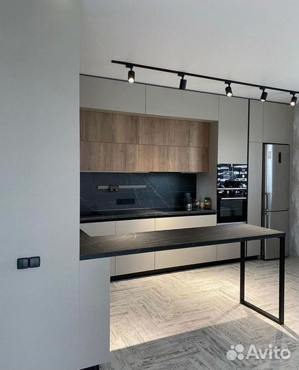 Кухня с барной стойкой на заказ