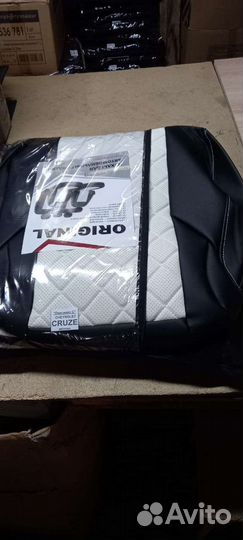 Чехлы Шевролет Круз белая экокожа ромб