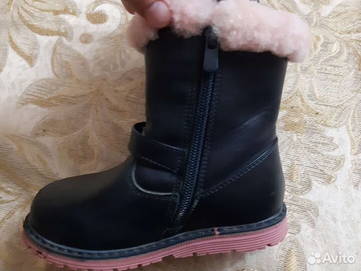 Сапожки для девочки