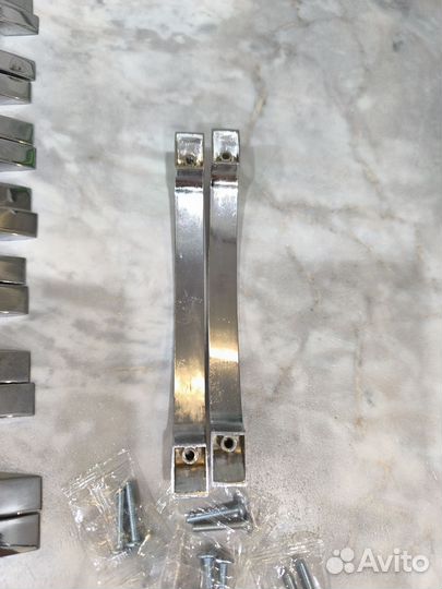 Мебельные ручки