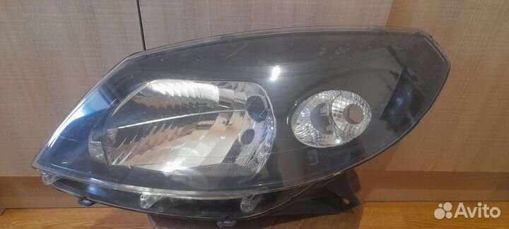 Фара передняя левая renault sandero