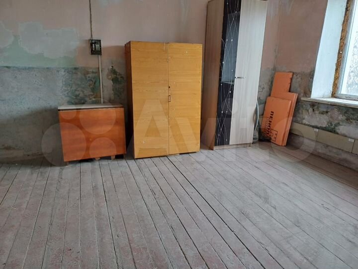 3-к. квартира, 55 м², 1/1 эт.