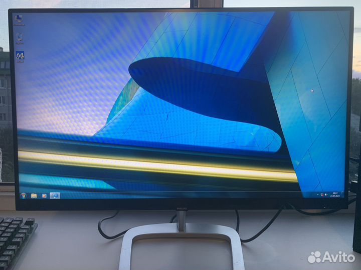 Монитор Philips 27 IPS Full HD