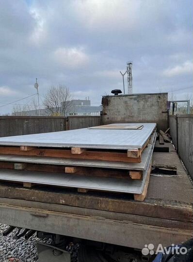 Лист металлический