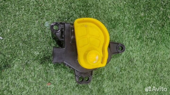 Моторчик заслонки печки Hyundai IX35 2011