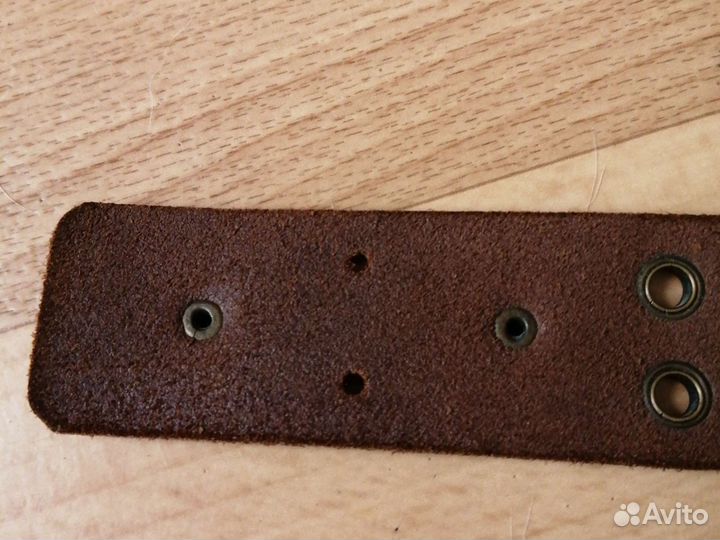 Мужской кожаный ремень