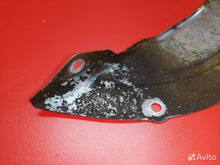 Пыльник маховика Mitsubishi Lancer CY2A 4A91 2010