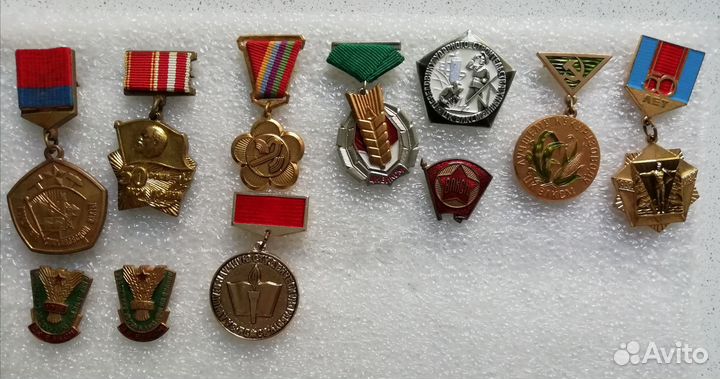 Значки цк влксм, комсомол, стройотряды