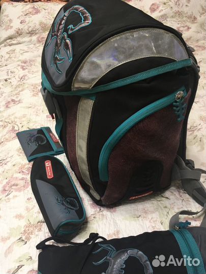 Портфель Hama Step by Step Serious Danger