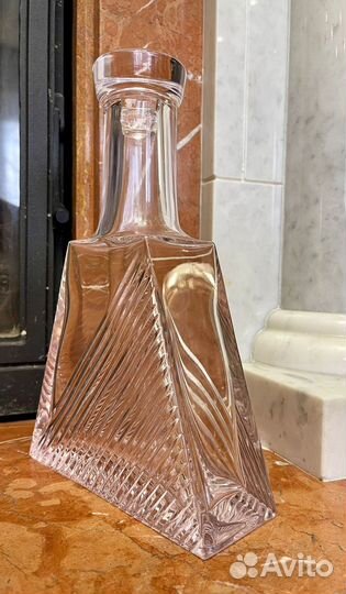 Графин хрустальный