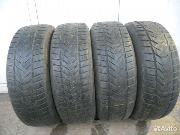 Vredestein Wintrac Xtreme S 215/65 R16 98H