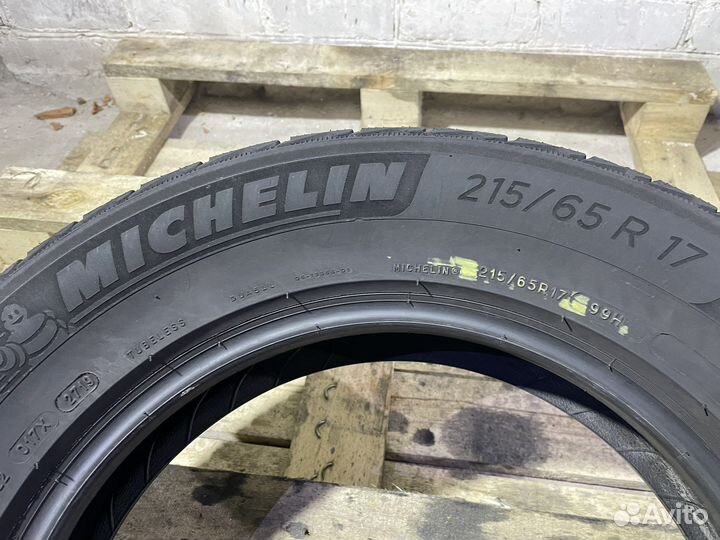 Michelin Pilot Alpin 5 215/65 R17