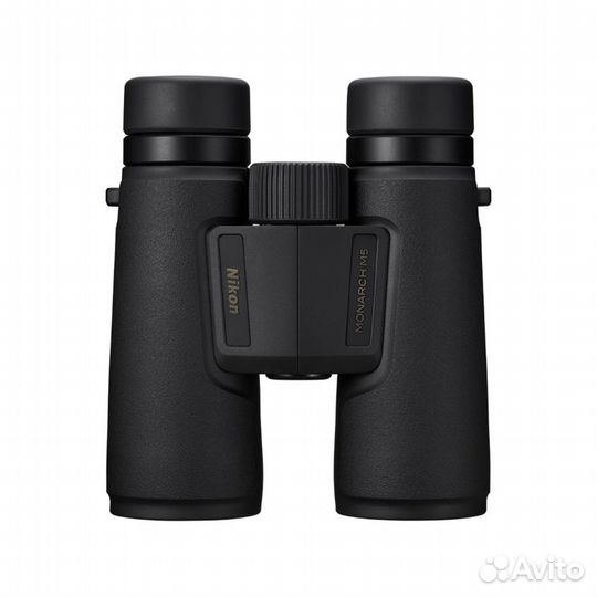 Бинокль Nikon Monarch M5 10x42