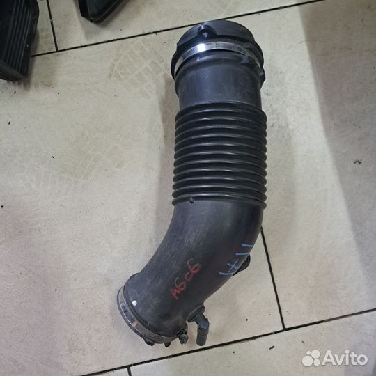 Патрубок воздушного фильтра audi a6 c6