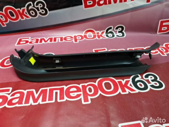 Обшивка двери багажника левая Volkswagen Tiguan