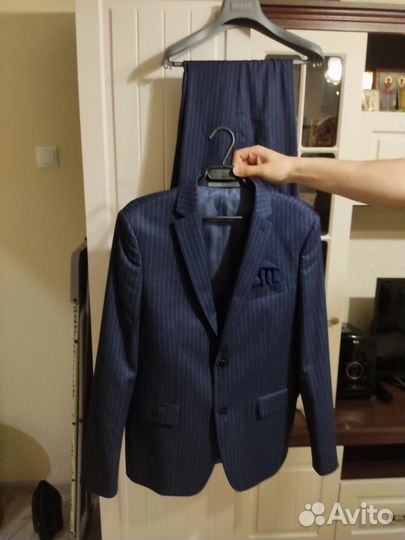 Костюм мужской