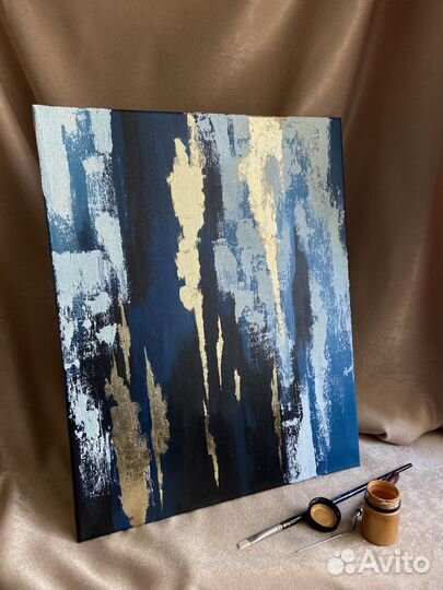 Картина абстрактная с золотом