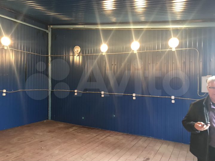 Гараж, > 30 м²