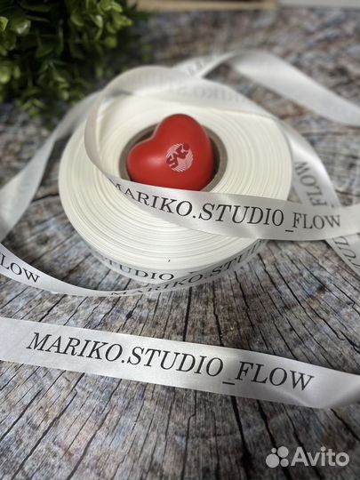 Лента с логотипом