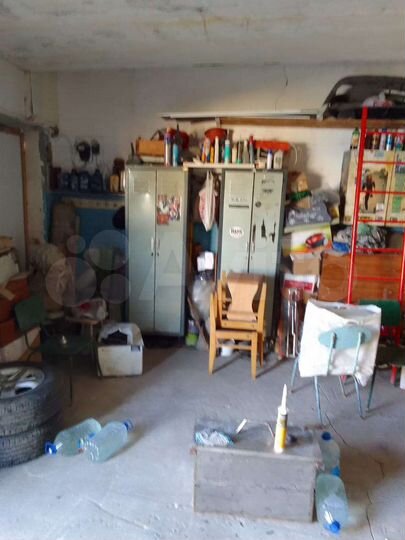 Гараж, > 30 м²