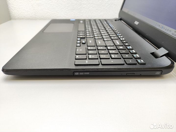 Ноутбук для учёбы на Windows 10 с SSD диском