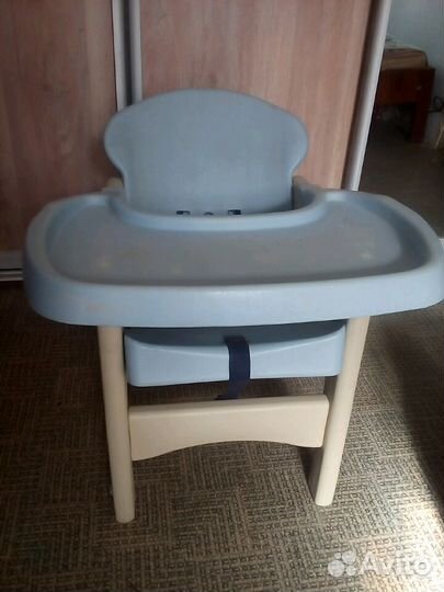 Детский стульчик для кормления