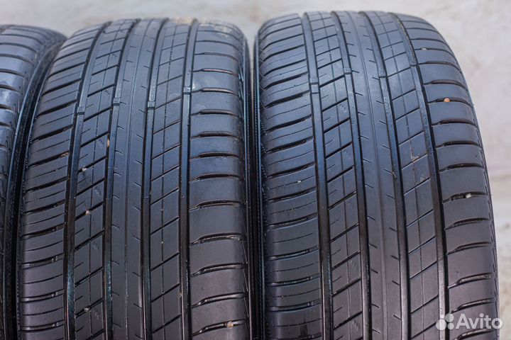 RoadX RXQuest SU01 245/45 R21 104Y