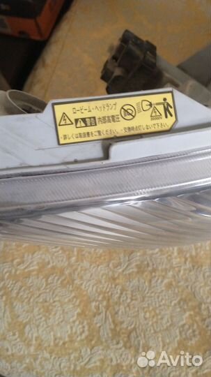 Фары для Toyota corolla verso