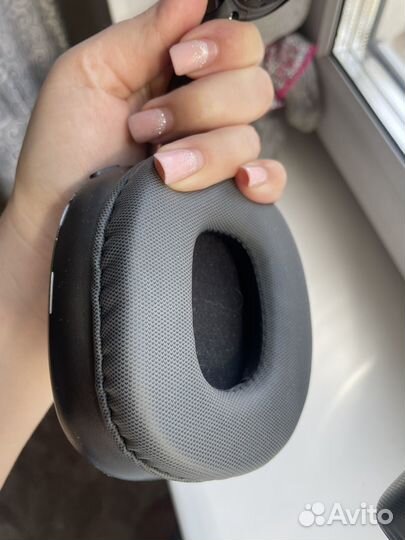 Беспроводные наушники