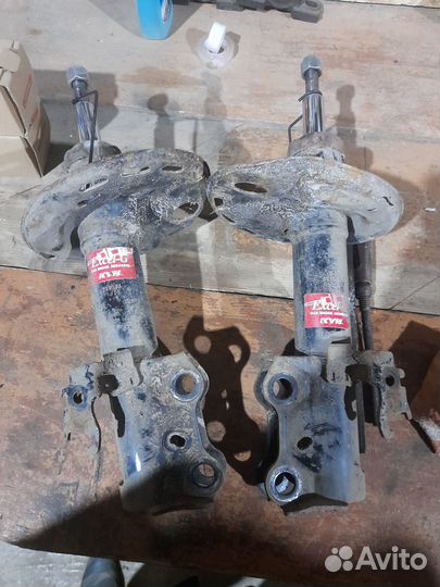 Продажа амортизаторов тойота королла е150