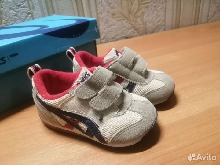 Кроссовки 21 размер