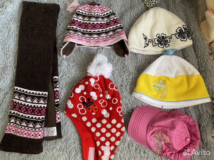 Пакет шапок на девочку 2-6 лет