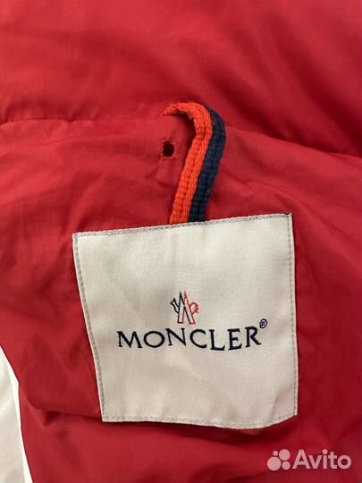 Пуховик moncler женский