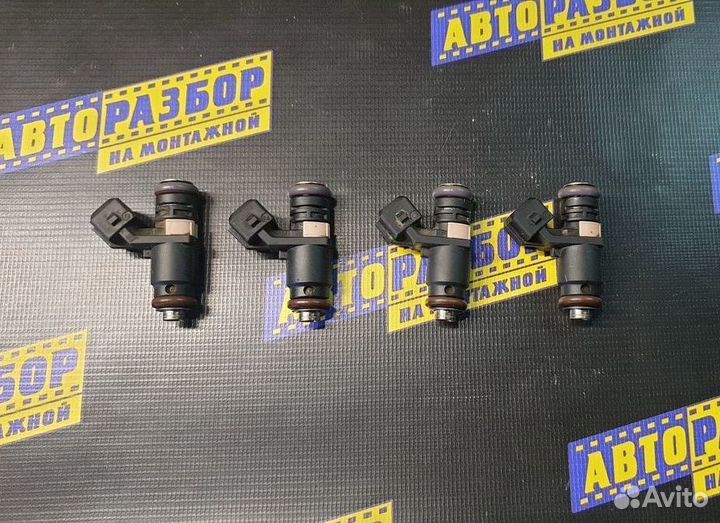 Топливная форсунка Рено Дастер