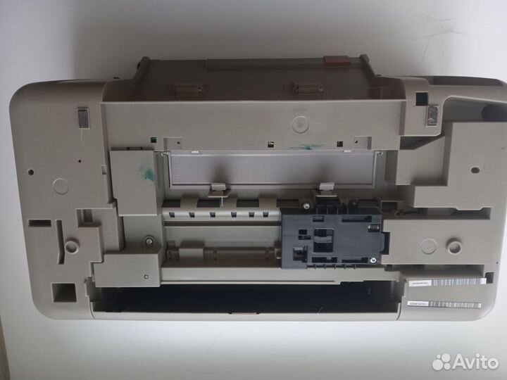 Принтер HP deskjet 2050A