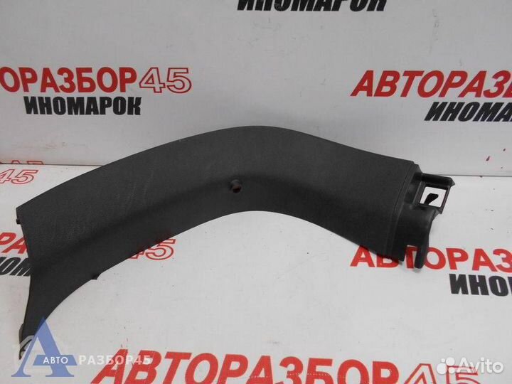 Обшивка двери багажника для Mitsubishi ASX 2010