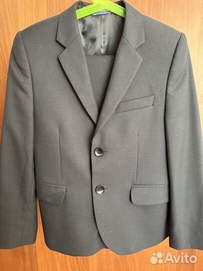 Школьный костюм Chessford +рубашка