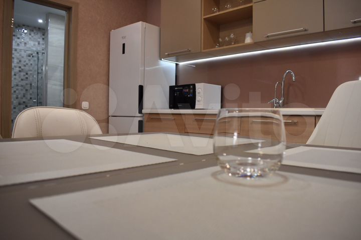 1-к. апартаменты, 50 м², 1/3 эт.