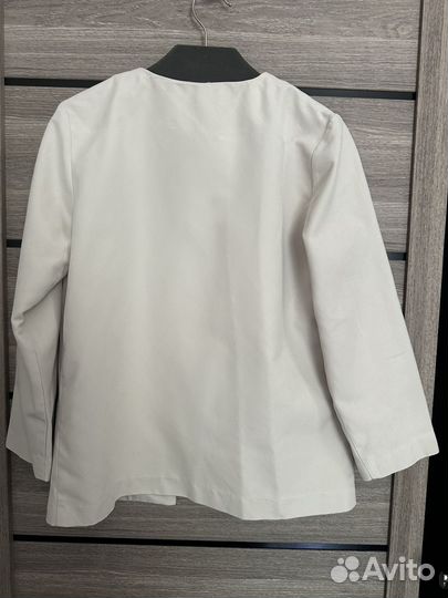 Блузка, пиджак