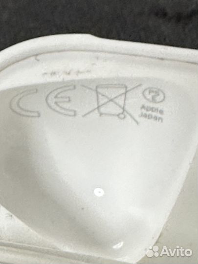 Беспроводной кейс AirPods 2 Wireless Charging