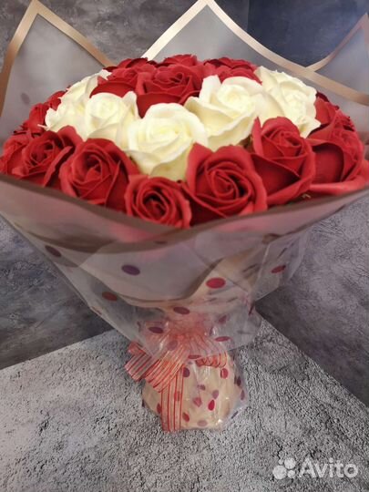 Букет из 37 роз